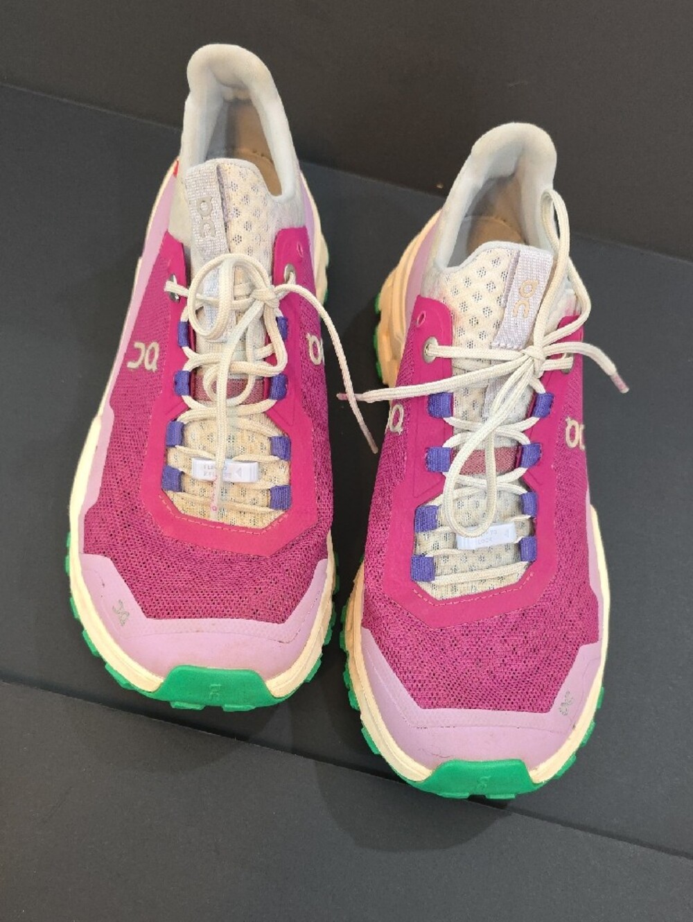 On Running CloudUltra Women's Trail Shoes in Pink with Green Size 8 - Picture 5 of 10
